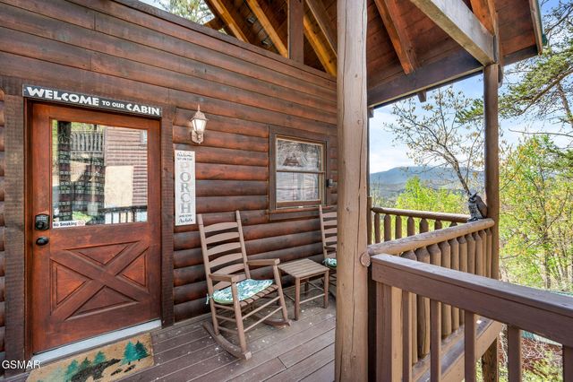 2251 Upper Middle Creek Road, Sevierville, TN 37876