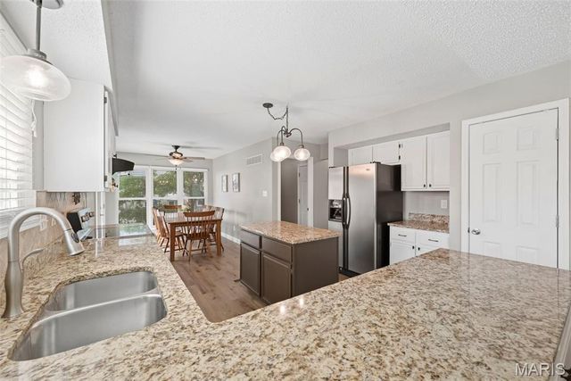 3699 Banbury Drive, St Charles, MO 63303