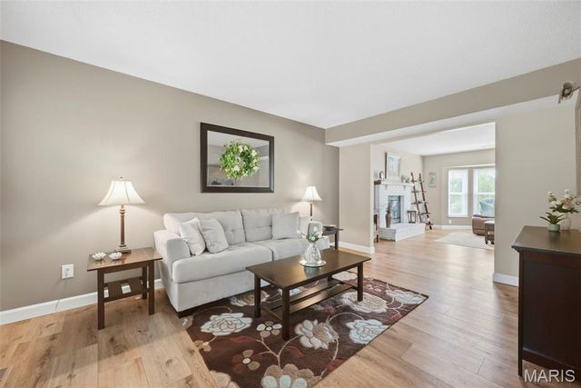 3699 Banbury Drive, St Charles, MO 63303