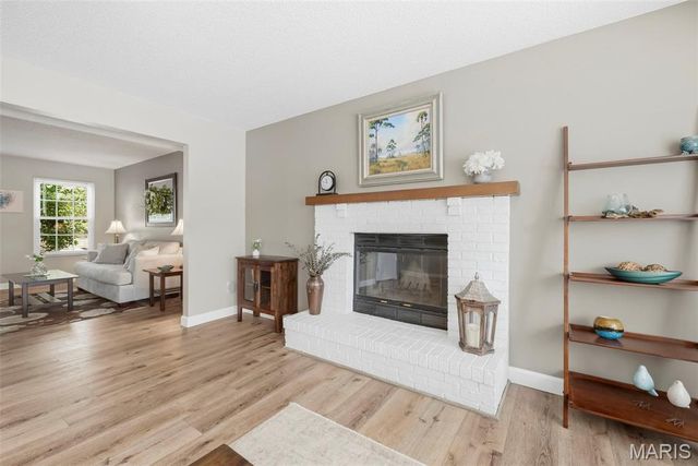 3699 Banbury Drive, St Charles, MO 63303