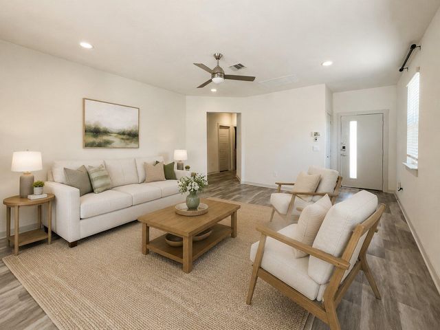 8125 Linnie LN, Austin, TX 78724