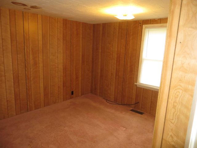 25012 Kenneth Avenue, Edwardsburg, MI 49112