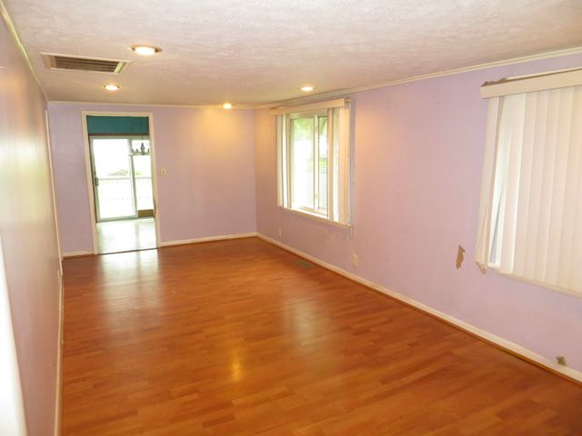 25012 Kenneth Avenue, Edwardsburg, MI 49112