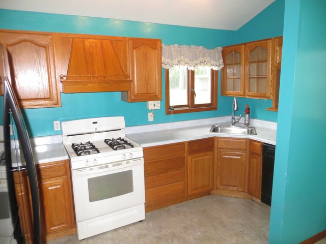25012 Kenneth Avenue, Edwardsburg, MI 49112