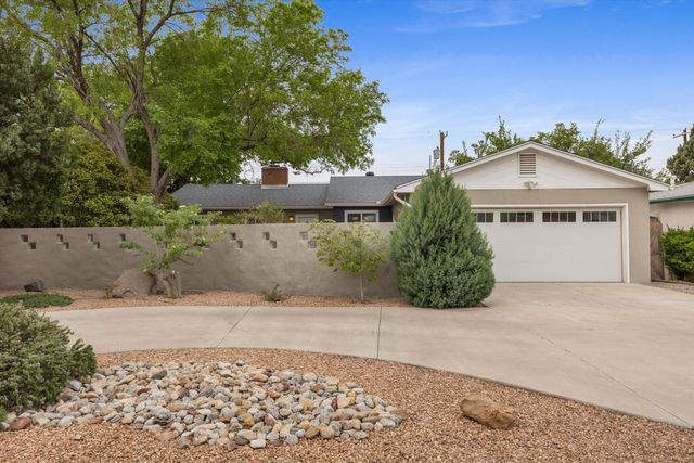 1513 Dartmouth Drive NE, Albuquerque, NM 87106