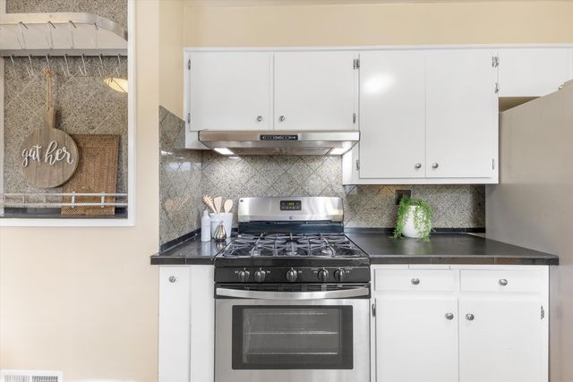 1513 Dartmouth Drive NE, Albuquerque, NM 87106