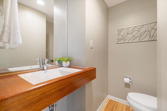 1513 Dartmouth Drive NE, Albuquerque, NM 87106
