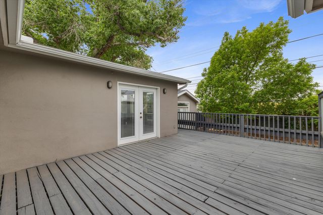 1513 Dartmouth Drive NE, Albuquerque, NM 87106