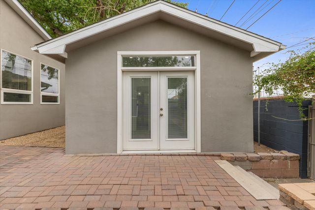1513 Dartmouth Drive NE, Albuquerque, NM 87106