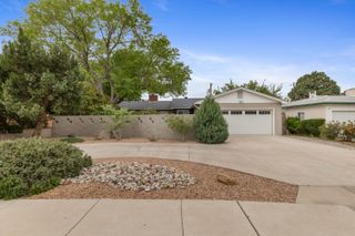 1513 Dartmouth Drive NE, Albuquerque, NM 87106