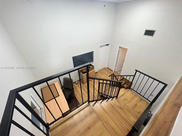 6910 NW 50th St 4-1, Miami, FL 33195