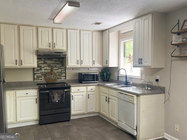 121 Woodridge Circle, Lagrange, GA 30241