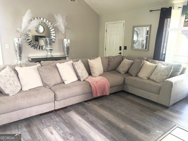 121 Woodridge Circle, Lagrange, GA 30241