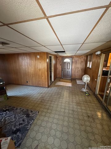 5247 Village Glen, San Antonio, TX 78218