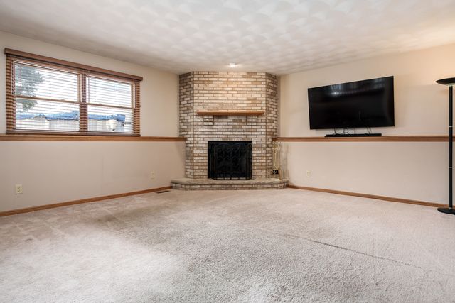 13280 Huntington Chase, Rockton, IL 61072