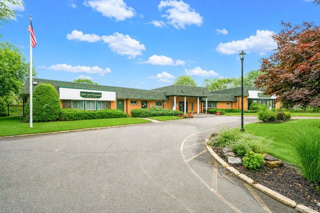 282 Artist Lake Drive, Middle Island, NY 11953