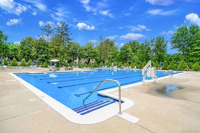 282 Artist Lake Drive, Middle Island, NY 11953