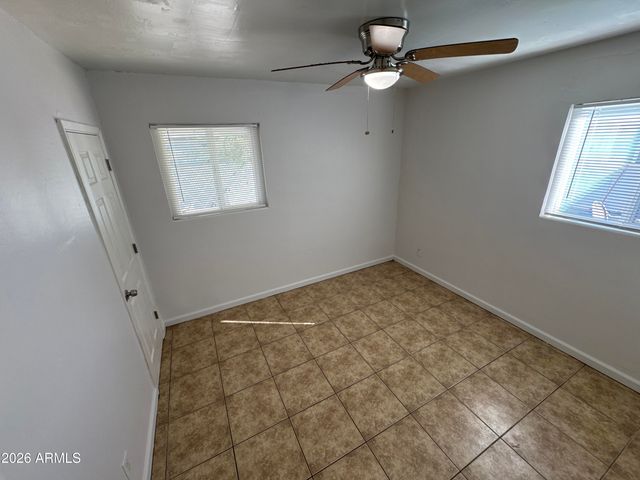 33 N 30TH Drive, Phoenix, AZ 85009