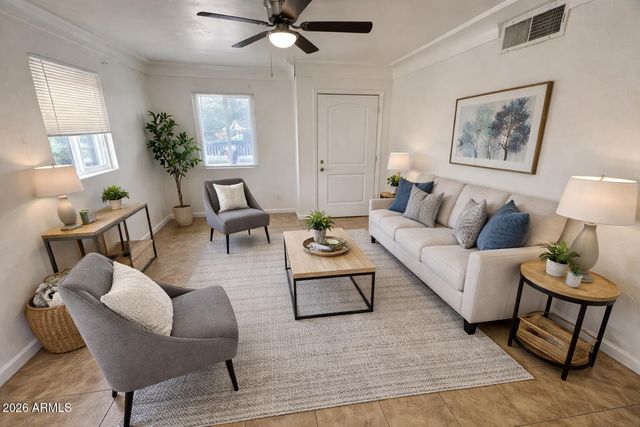 33 N 30TH Drive, Phoenix, AZ 85009