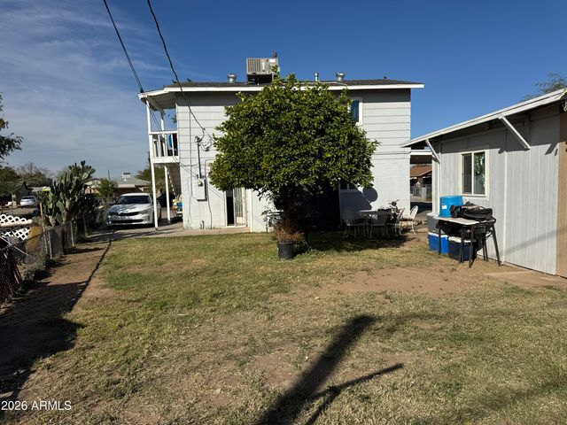 33 N 30TH Drive, Phoenix, AZ 85009