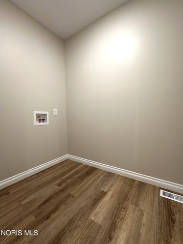 2487 Cross Ridge Road, Perrysburg, OH 43551