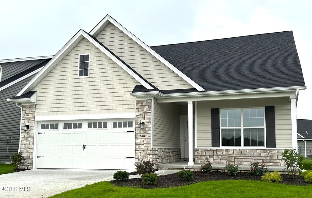 2487 Cross Ridge Road, Perrysburg, OH 43551