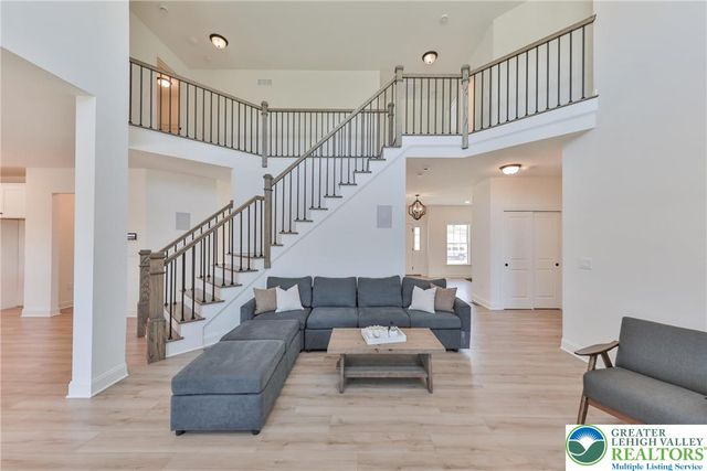 2595 Stonewall Drive, Upper Saucon Twp, PA 18034