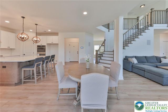 2595 Stonewall Drive, Upper Saucon Twp, PA 18034