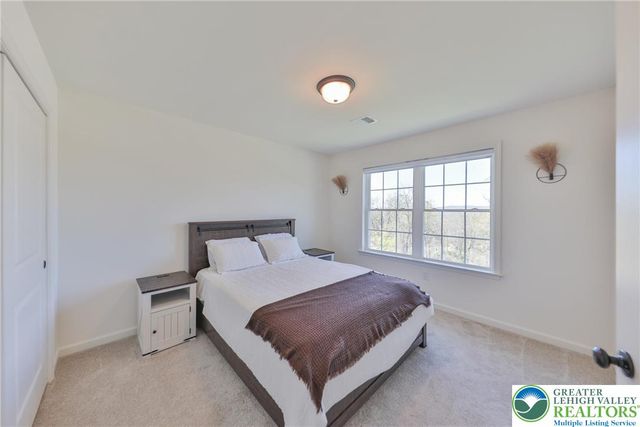 2595 Stonewall Drive, Upper Saucon Twp, PA 18034