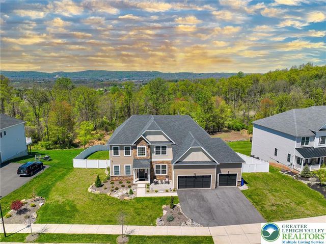2595 Stonewall Drive, Upper Saucon Twp, PA 18034