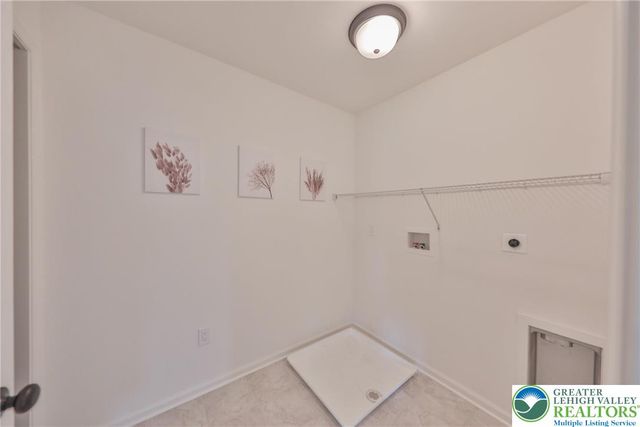 2595 Stonewall Drive, Upper Saucon Twp, PA 18034