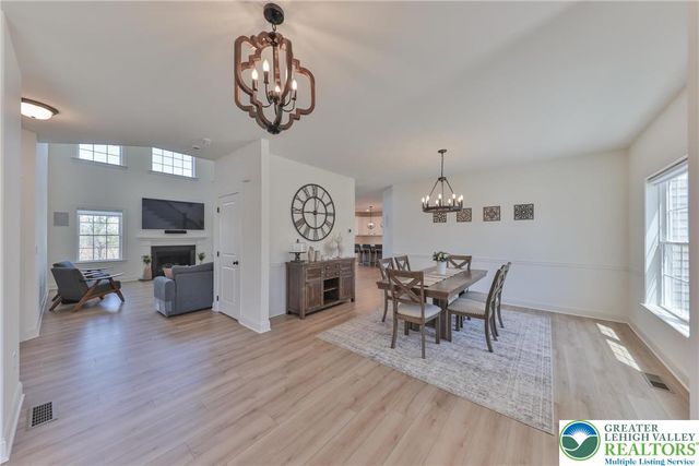 2595 Stonewall Drive, Upper Saucon Twp, PA 18034