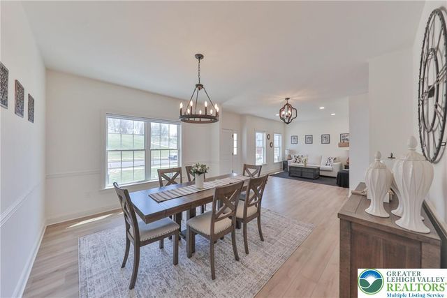 2595 Stonewall Drive, Upper Saucon Twp, PA 18034
