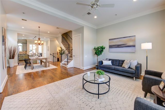 5211 Feagan Street A, Houston, TX 77007