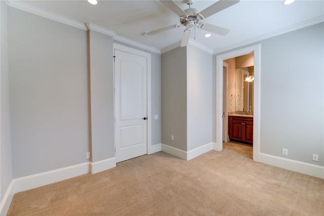 5211 Feagan Street A, Houston, TX 77007