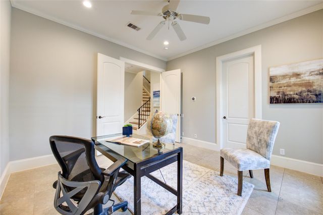 5211 Feagan Street A, Houston, TX 77007