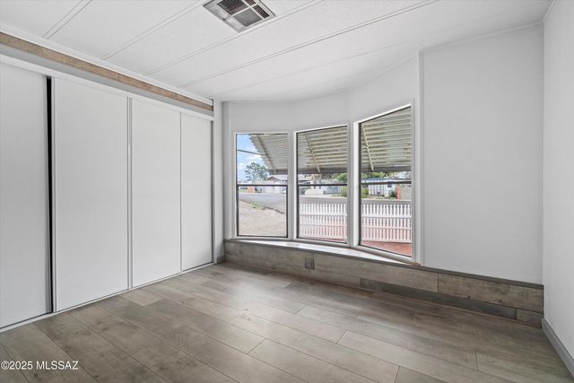 1432 W Buena Tierra Place, Tucson, AZ 85705