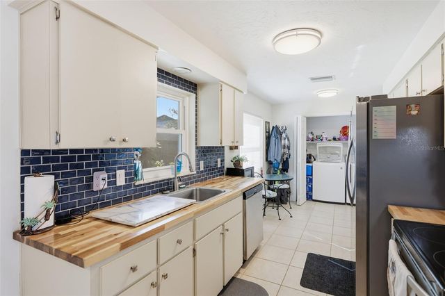 3776 N HONEYLOCUST DRIVE, Beverly Hills, FL 34465