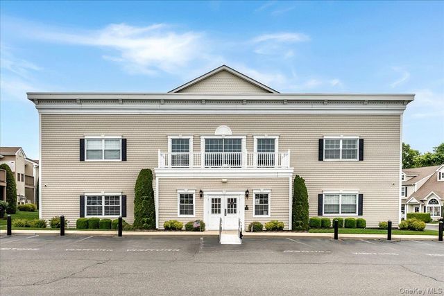802 Willow Lane, Valley Stream, NY 11580