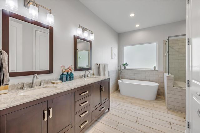 4075 CRESTWOOD MANOR DRIVE, New Smyrna Beach, FL 32168