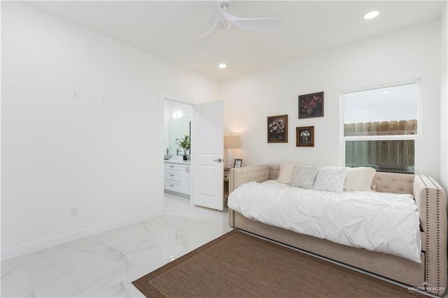 5703 N 44th Lane, Mcallen, TX 78504