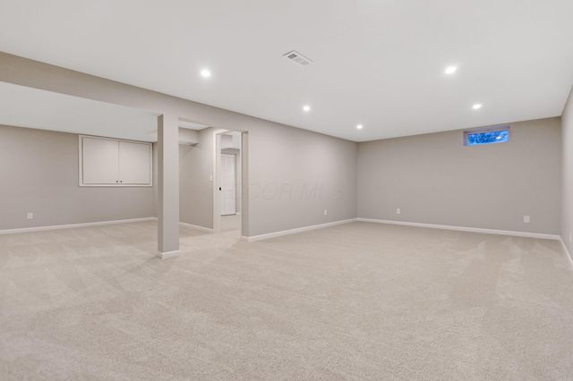 5407 Bullfinch Drive, Westerville, OH 43081