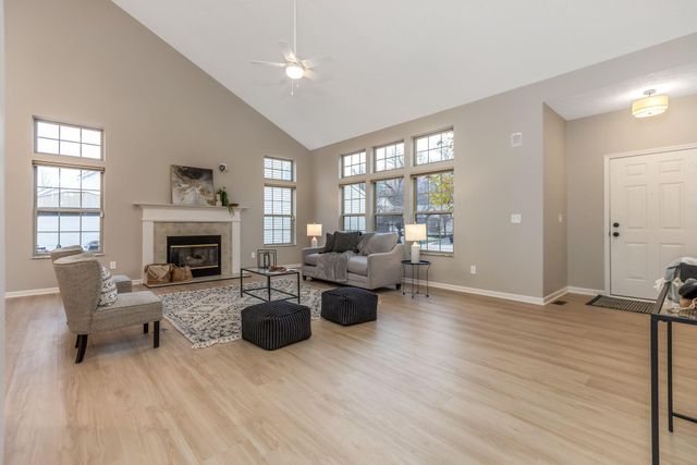 5407 Bullfinch Drive, Westerville, OH 43081