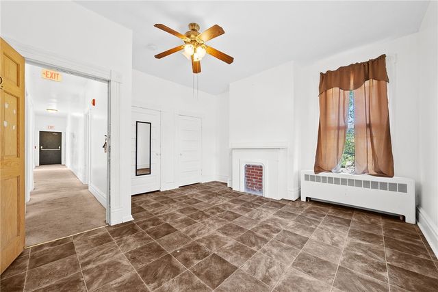 910 E Maiden St, City Of Washington, PA 15301