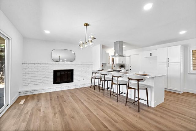 474 E Escalon Avenue, Fresno, CA 93710
