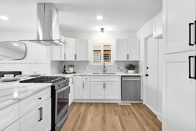 474 E Escalon Avenue, Fresno, CA 93710