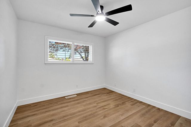 474 E Escalon Avenue, Fresno, CA 93710