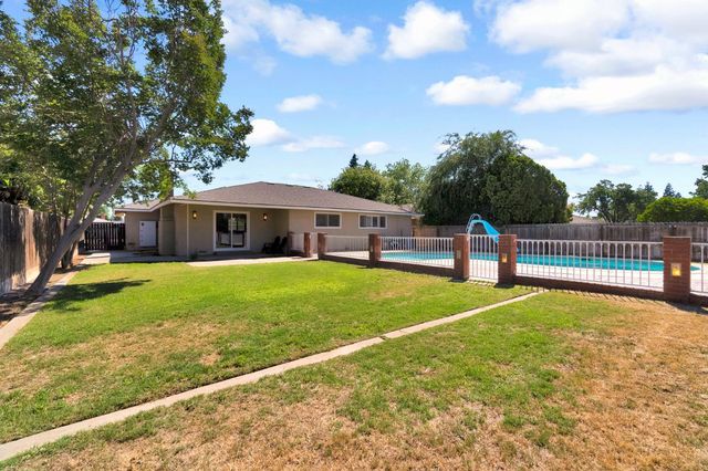 474 E Escalon Avenue, Fresno, CA 93710