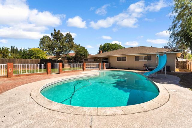474 E Escalon Avenue, Fresno, CA 93710