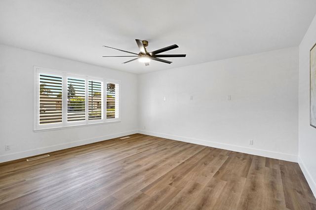 474 E Escalon Avenue, Fresno, CA 93710